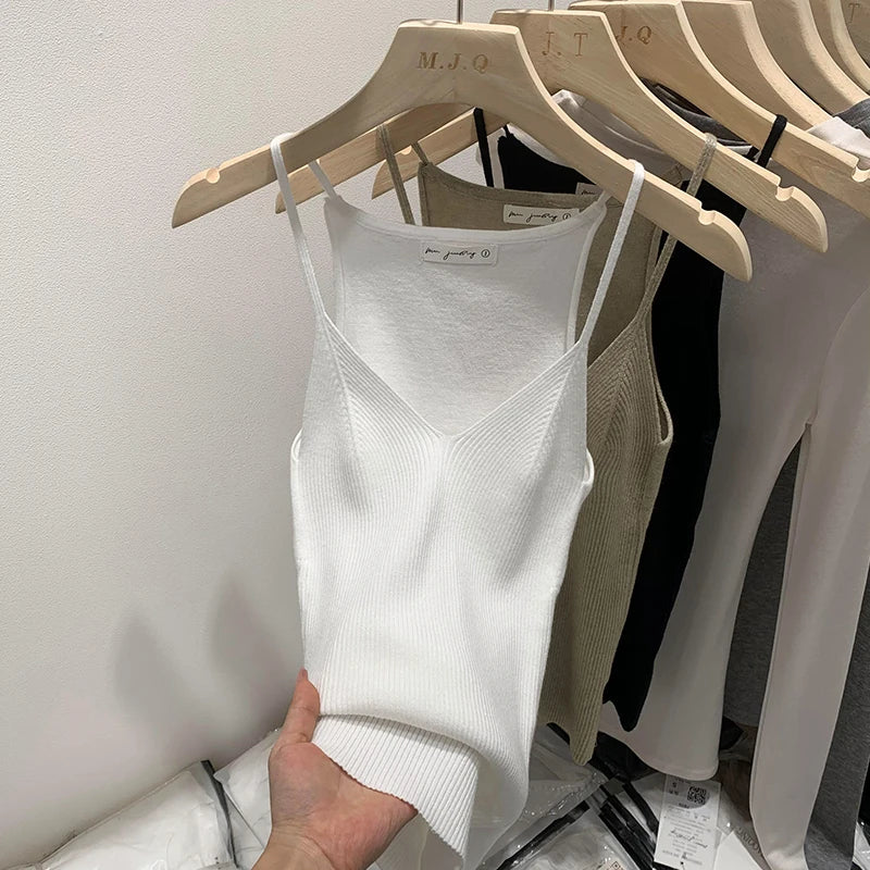 2025 Women Summer Style Sleeveless Vest Solid Color Slim Fit V Neck Knitted Top Fashionable Versatile Base Layer Knit Tank Tops